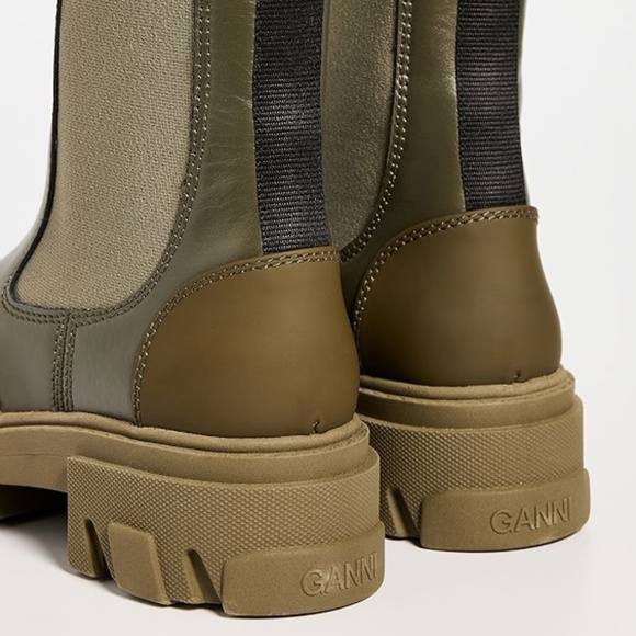 BNWT GANNI Cleated Mid Chelsea Tonal Boots - Picture 4 of 6